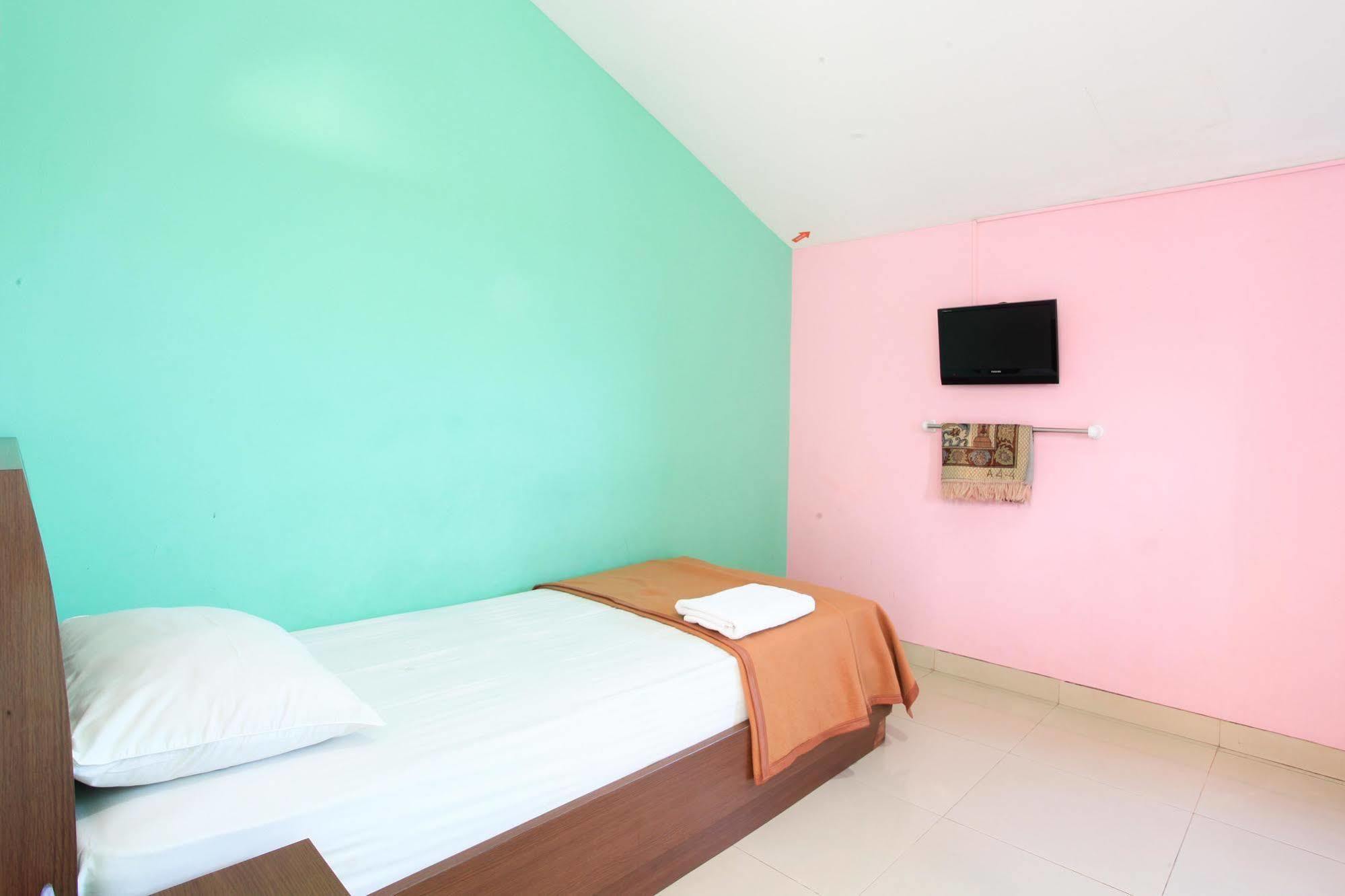 The Nancy's Redpartner Hotel Pekanbaru